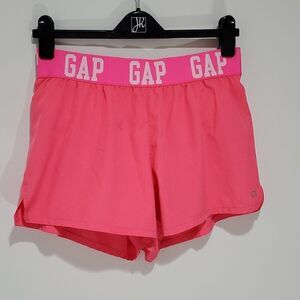 𝅺gap fit medium pink athletic shirts